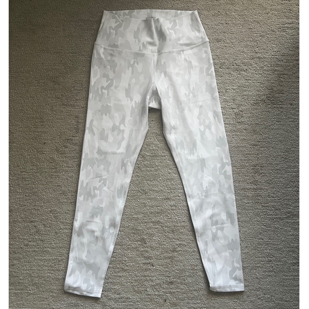 SOLD - NWOT Buffbunny leggings